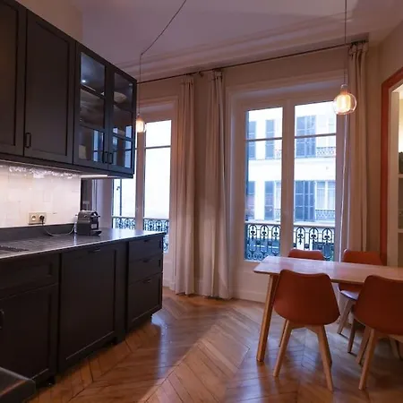 Vue Louvre Et Seine Apartmán