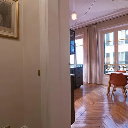 Vue Louvre Et Seine Apartmán