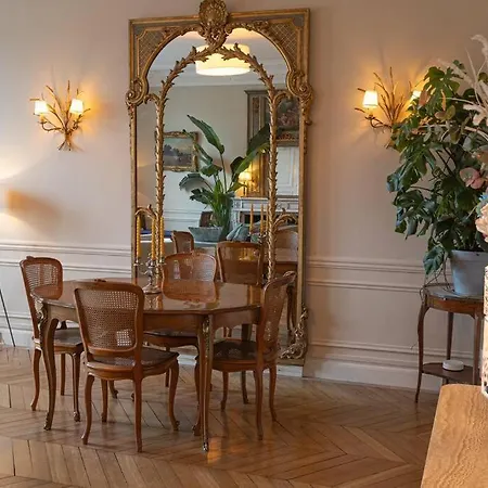 Apartmán Vue Louvre Et Seine *