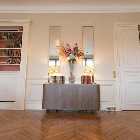 Apartmán Vue Louvre Et Seine *