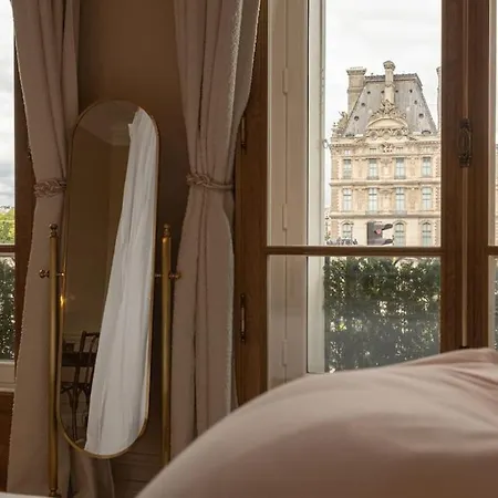 Vue Louvre Et Seine Apartmán *